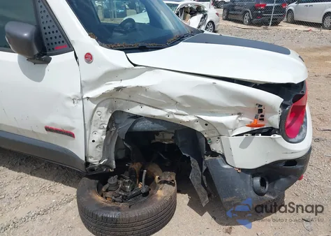 2018 Jeep Renegade Trailhawk 4X4 from USA, damaged, VIN ZACCJBCBXJPG75045